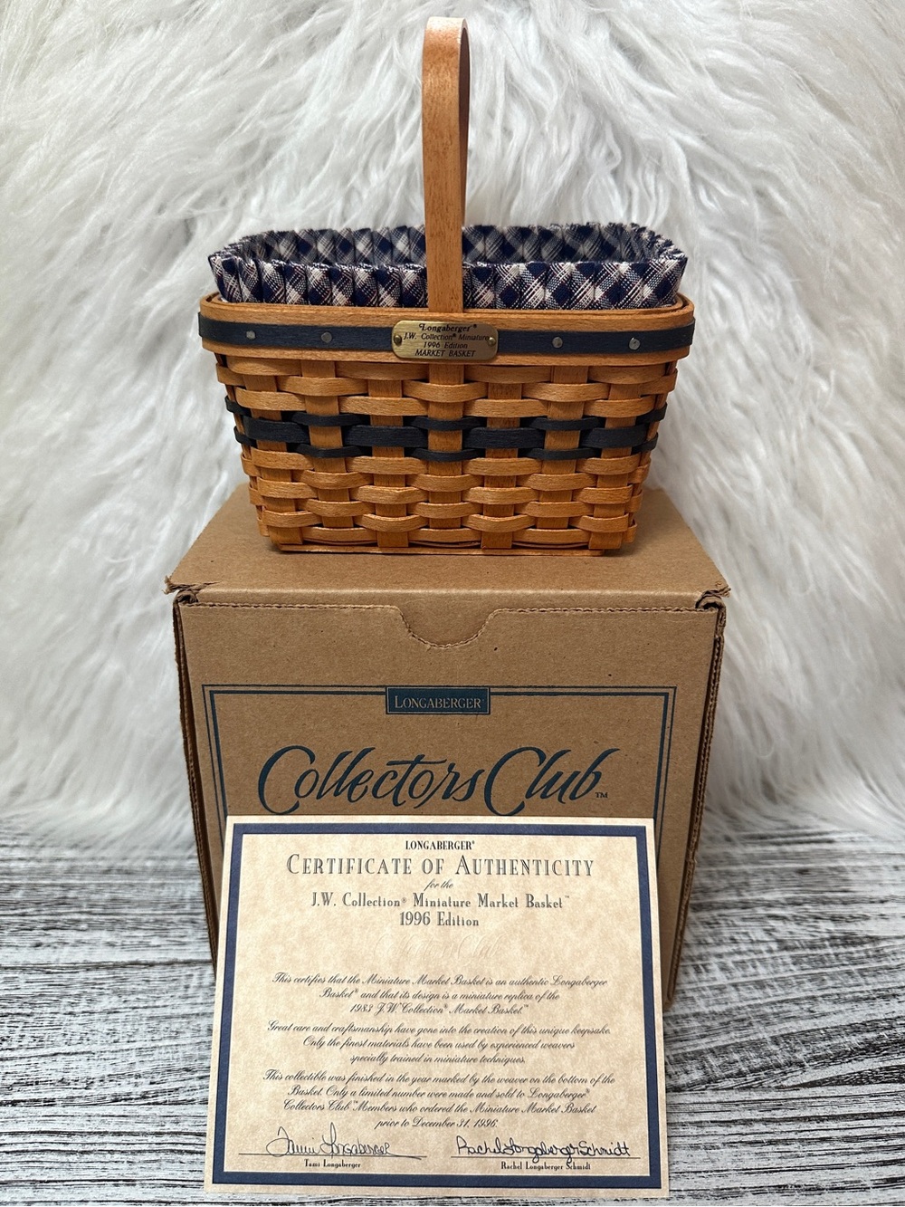 Longaberger JW Collection Miniature Market Basket 1996 Edition - many signatures